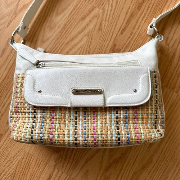 Stone Mountain Shoulder Bag Woven Straw Design and Faux Leather Adjustable Strap - Picture 3 of 14